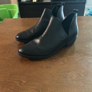 Target universal threads women’s booties